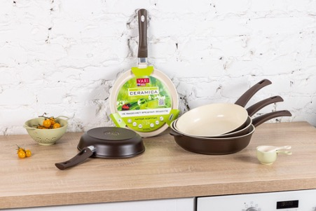 Что приготовить на литой сковороде за 20 минут: идеи для занятых