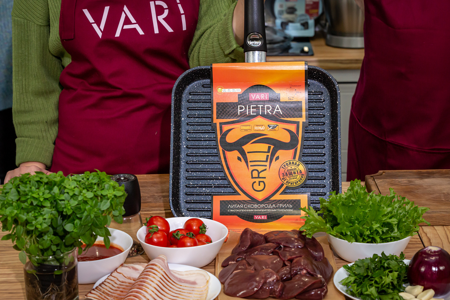 Шашлык из печени индейки в беконе