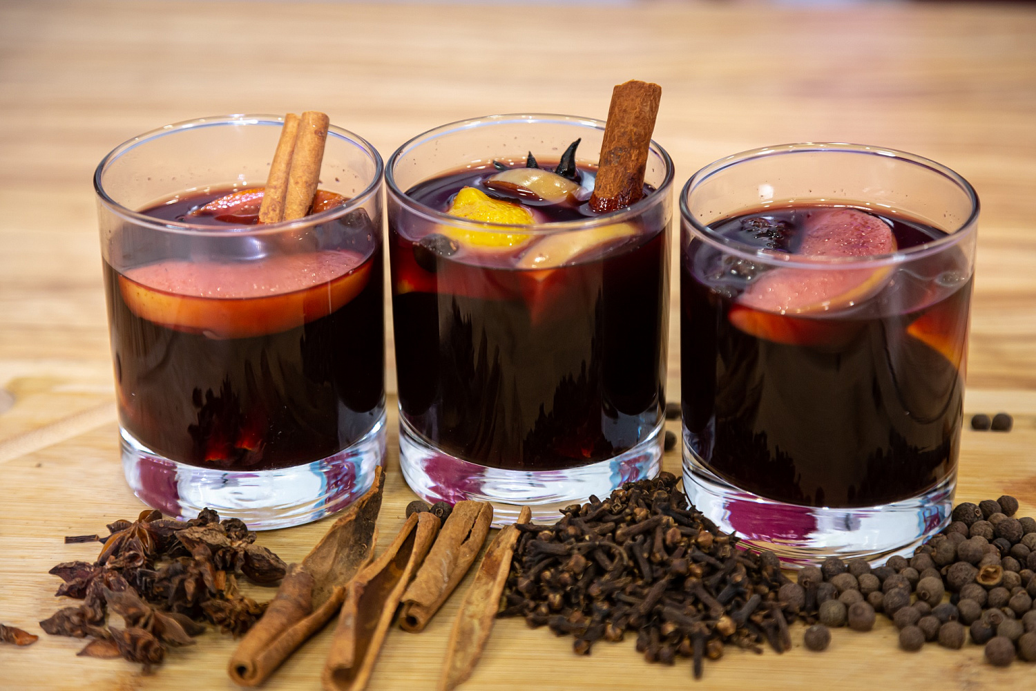 Варим безалкогольный глинтвейн для всей семьи