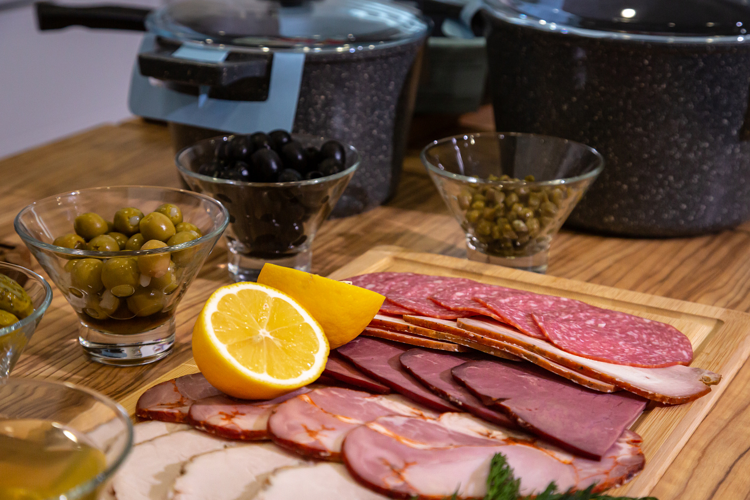 Новогодняя солянка в кастрюле PIETRA 