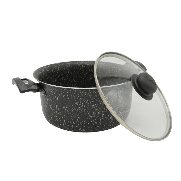 Кастрюля черная 3 литра, с крышкой, 20см