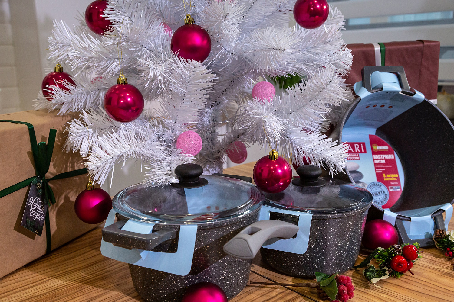 Новогодняя солянка в кастрюле PIETRA 