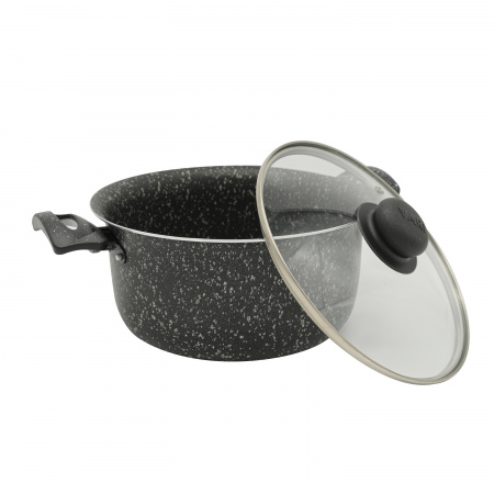 Кастрюля черная 3 литра, с крышкой, 20см